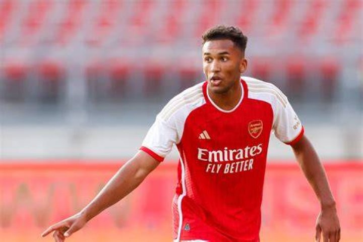 
Auston Trusty Salary and Net Worth As Arsenal Player, His Wife or Girlfriend Name 