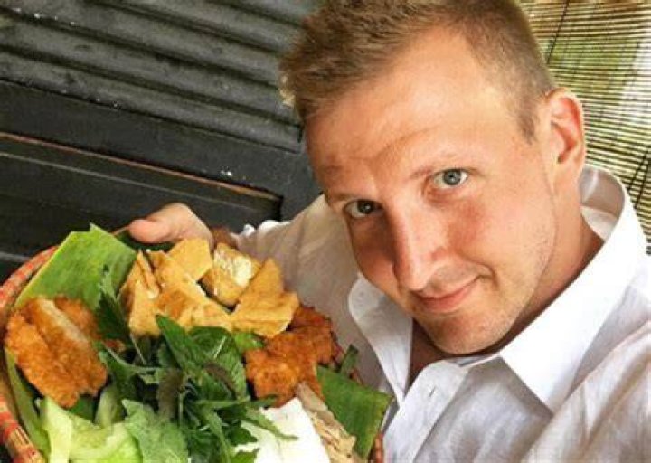 
Greg Lalec Height, Weight, Net Worth, Age, Birthday, Wikipedia, Who, Nationality, Biography 